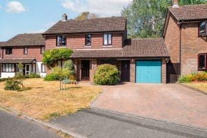 The Paddock, Allbrook, SO50
